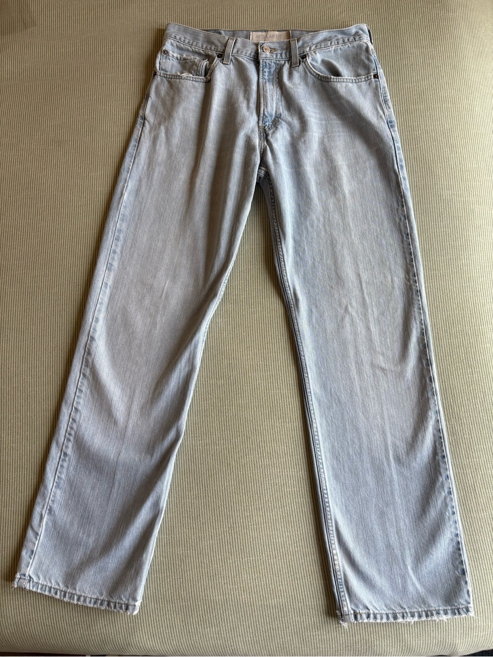 Vtg 2003 Levis 505 Regular Fit Jeans Mens 33x32 Light Wash Distressed Cotton Y2K